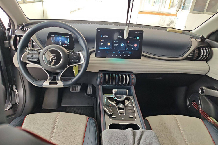 比亚迪 元PLUS 2022款 510KM 旗舰型中控内饰12