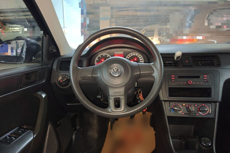 大众 桑塔纳 2015款 1.4L 手动风尚版局部细节13