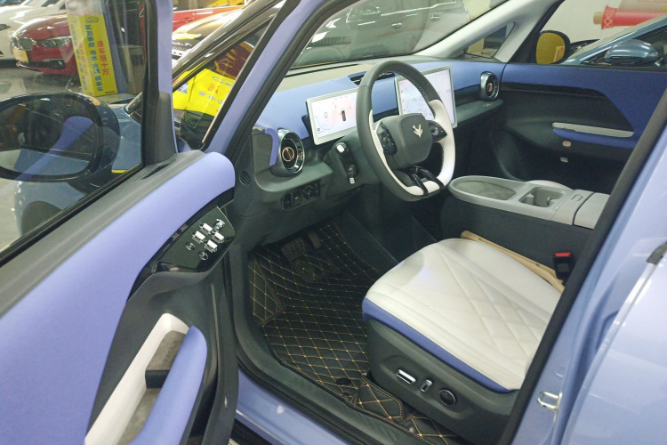 ARCFOX极狐 极狐考拉 2023款 家庭版Pro中控内饰20