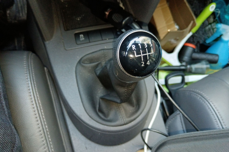 大众 途安 2015款 1.4T 手动舒适版5座局部细节18