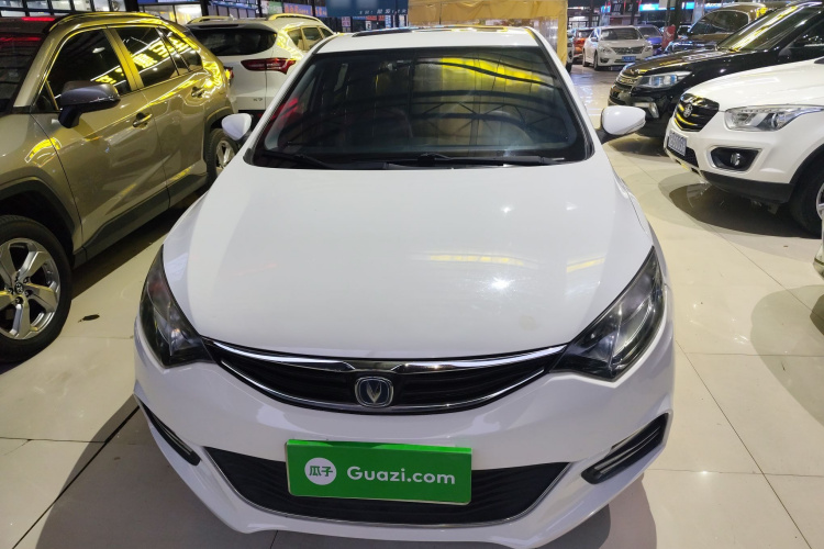 长安 逸动 2015款 1.6L 自动俊酷型 国V车身外观2