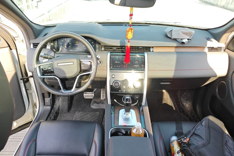 路虎 发现运动版 2022款 249PS R-Dynamic S 性能版 5座中控内饰12