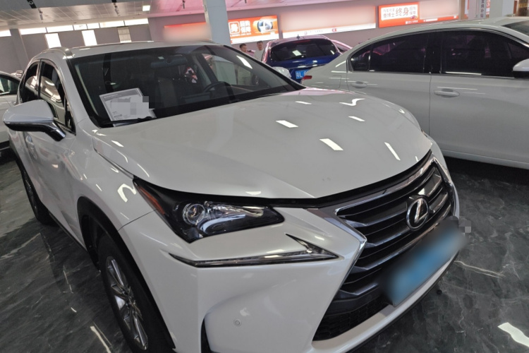 雷克萨斯NX 2015款 200 全驱 锋尚版车身外观3