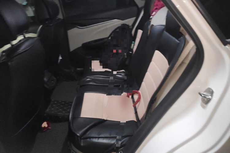 别克 英朗 2019款 15T 双离合互联精英型 国VI中控内饰7004