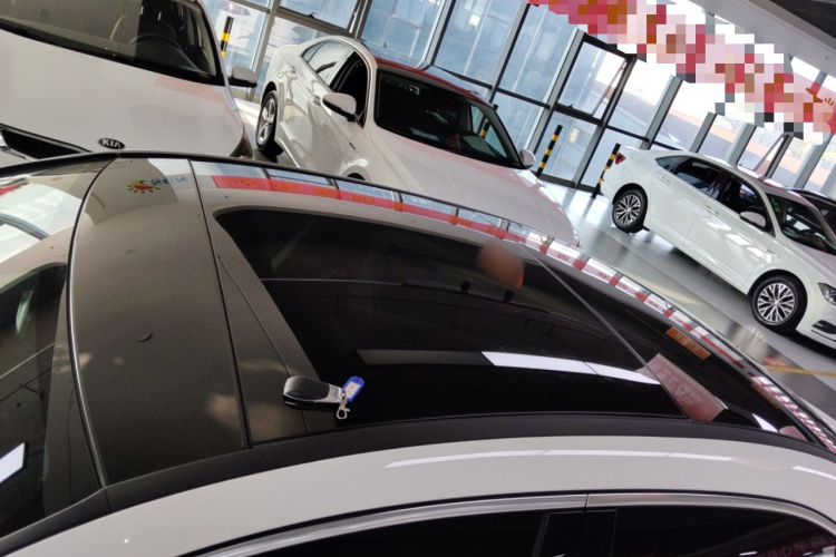 奔驰A级 2021款 A 180 L 运动轿车局部细节57