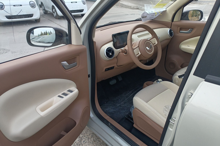 五菱汽车 宏光MINIEV 2025款 四门版 进阶款中控内饰20