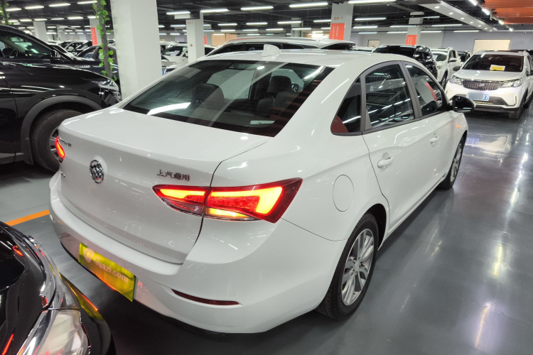 别克 英朗 2019款 18T 自动互联精英型 国VI车身外观7