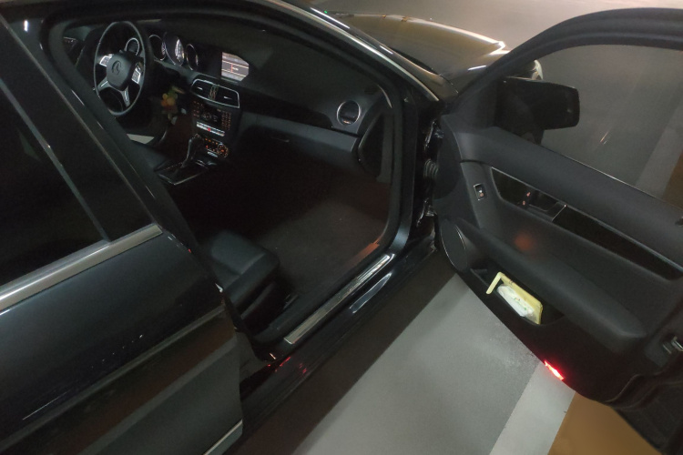 奔驰C级 2011款 C 200 CGI 时尚型局部细节9005