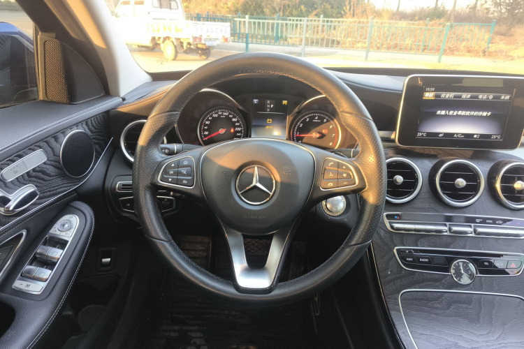 奔驰C级 2018款 C 200 L 运动版中控内饰13