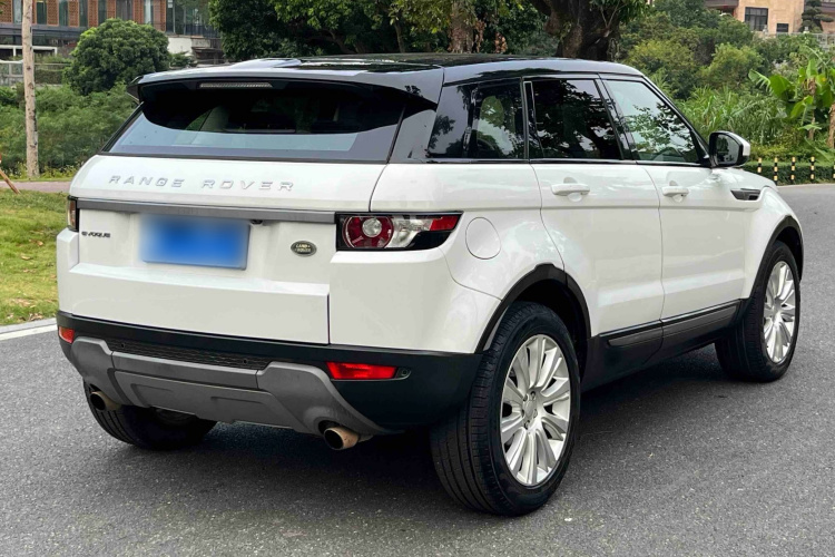 路虎 揽胜极光 2015款 2.0T 五门智耀版车身外观6007