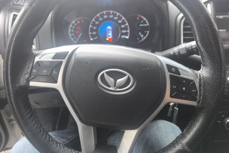 北汽幻速S6 2017款 1.5T CVT畅享型局部细节13