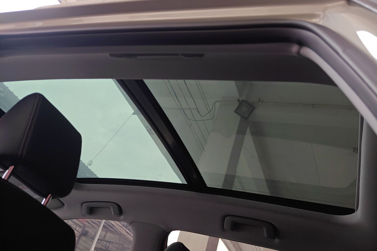 五菱汽车 五菱星云 2023款 2.0L DHT 旗舰版局部细节22