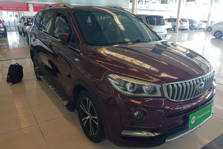 SWM斯威汽车 SWM斯威X7 2016款 1.8L 手动豪华型 7座车身外观3