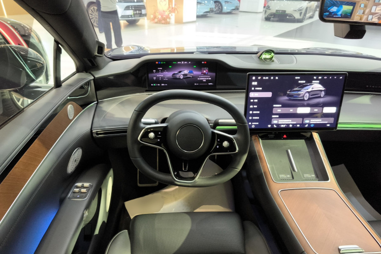 鸿蒙智行 享界S9 2024款 纯电 Ultra 四驱旗舰版中控内饰13