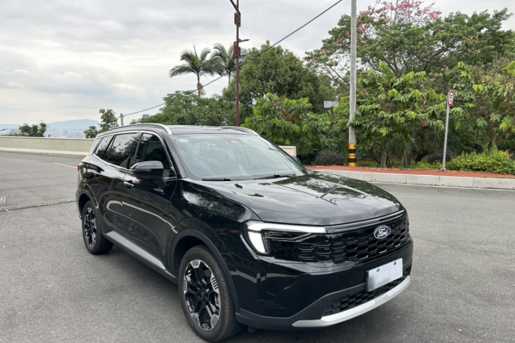 福特 领睿 2025款 EcoBoost 170 铂领型车身外观6005