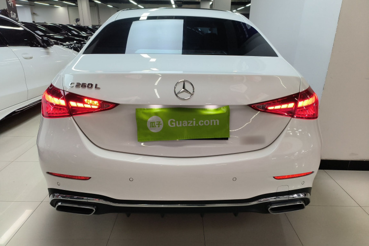 奔驰C级 2022款 C 260 L 运动版车身外观6