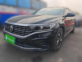 大众 帕萨特 2022款 330TSI 精英版