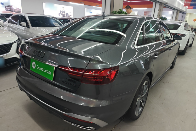 奥迪A4L 2022款 40 TFSI 时尚动感型车身外观7