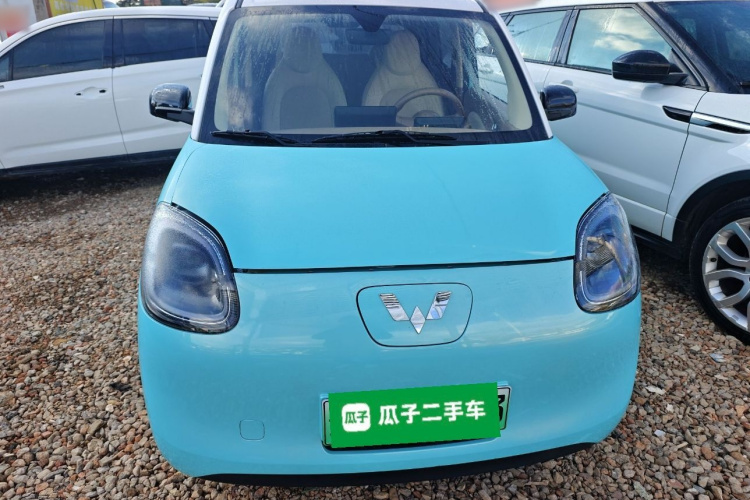 五菱汽车 宏光MINIEV 2025款 四门版 臻享款车身外观2