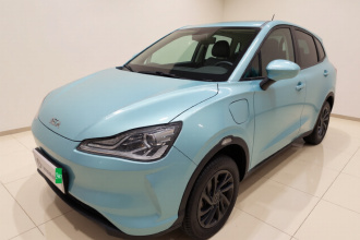 哪吒汽车 哪吒V 2022款 潮 300 Lite 三元锂