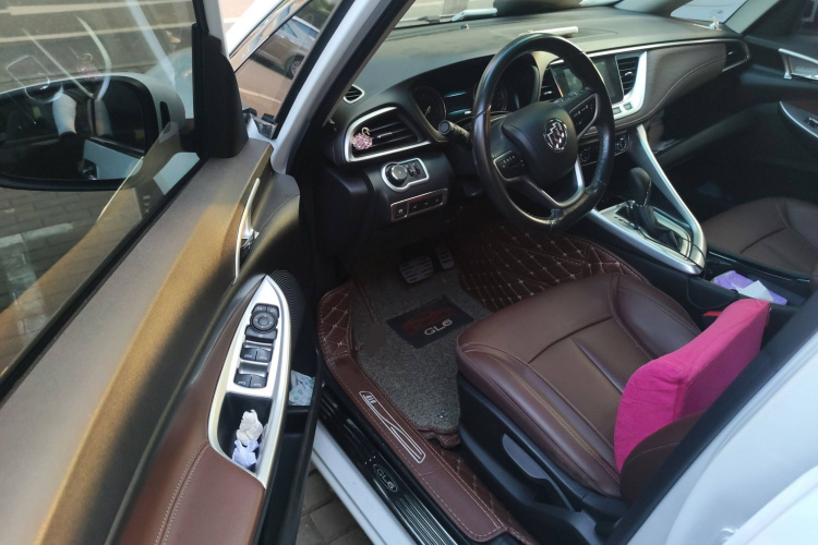 别克GL6 2018款 18T 6座尊贵型中控内饰20