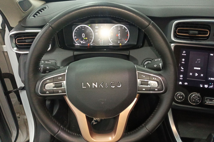 领克01 2019款 2.0T 两驱型Pro版 国VI局部细节13