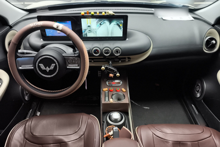 五菱汽车 五菱缤果 2024款 203km 轻享款中控内饰7002