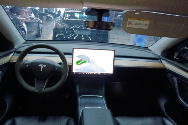 特斯拉 Model Y 2021款 标准续航后驱版中控内饰7002
