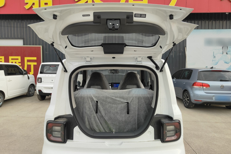 吉利银河 2024款 熊猫mini 200km 耐力熊机舱底盘23