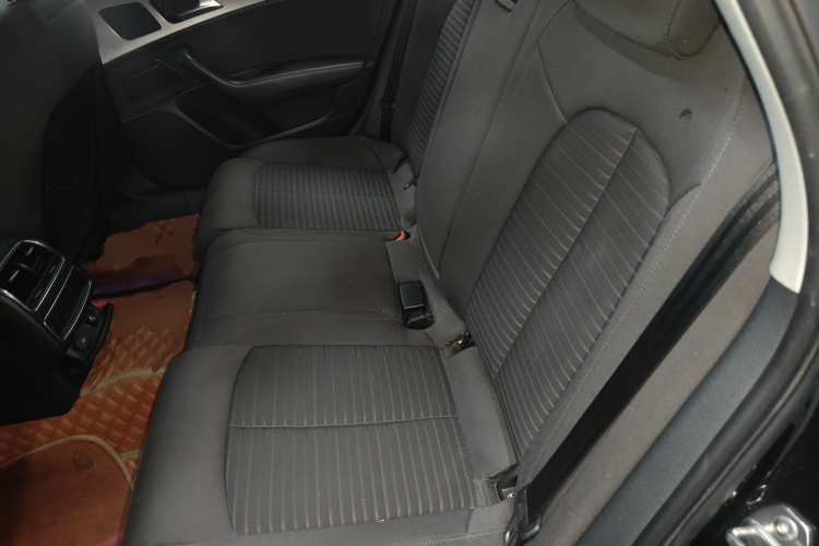 奥迪A6L 2015款 TFSI 百万纪念智领型中控内饰21