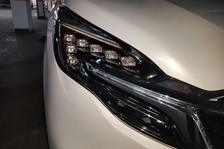 别克GL8 2020款 ES陆尊 653T 舒适型车身外观8