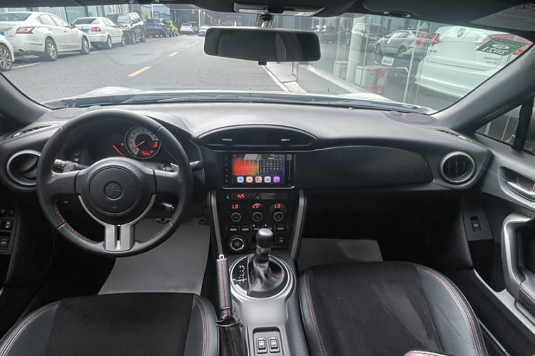 丰田86 2013款 2.0L 自动豪华型中控内饰7004