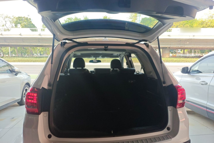 哈弗H6 2017款 红标 运动版 1.5T 自动两驱豪华型局部细节23