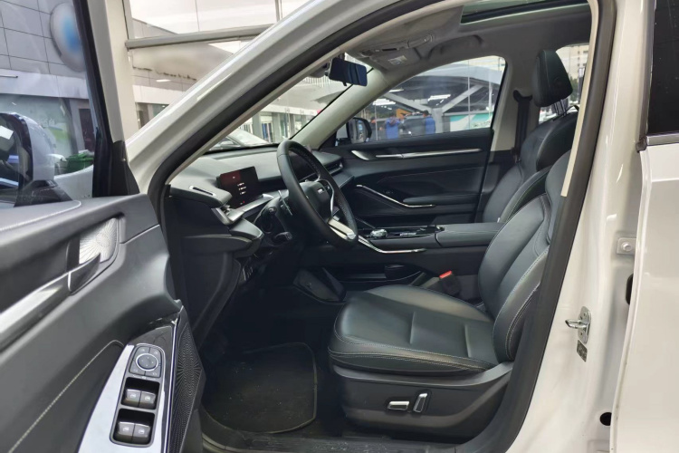 哈弗H6 2022款 第三代 1.5T 自动两驱Max中控内饰7005