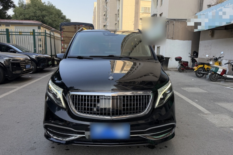 奔驰V级 2018款 V 260 领航版 国VI车身外观6001