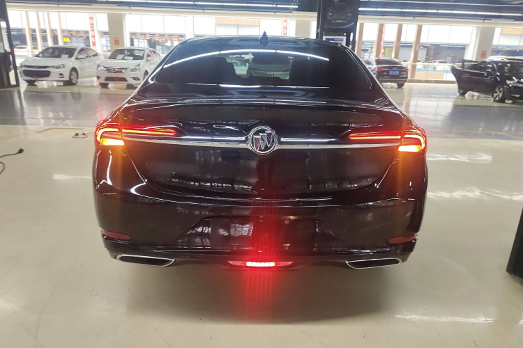 别克 君越 2022款 652T 豪华型车身外观6004