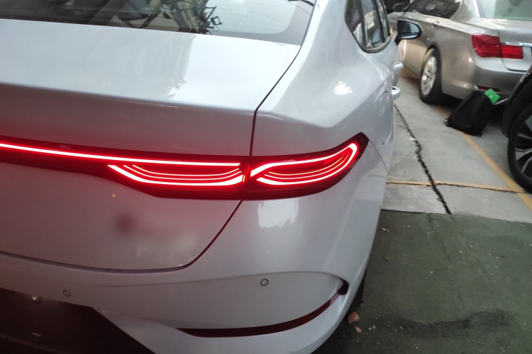 比亚迪 秦PLUS 2025款 DM-i 智驾版 128KM进取型车身外观9