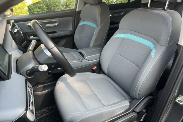 埃安 AION Y 2023款 Plus 510 乐享版中控内饰7002