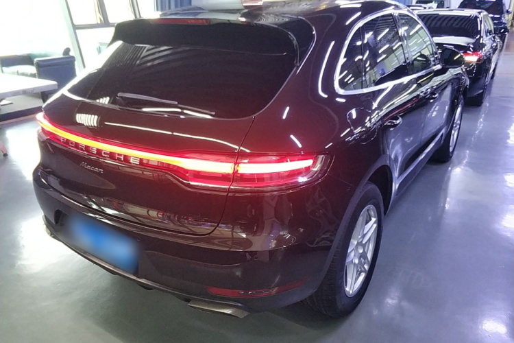 保时捷 2018款 Macan 2.0T车身外观6005