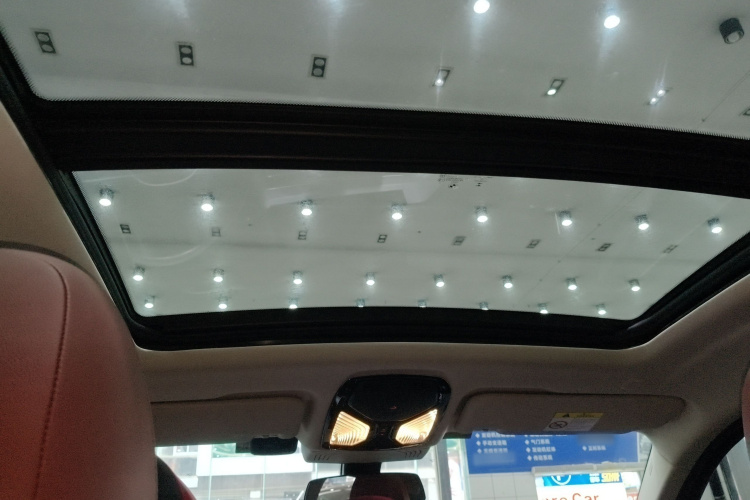 宝马X4 2022款 xDrive 25i M运动套装中控内饰22