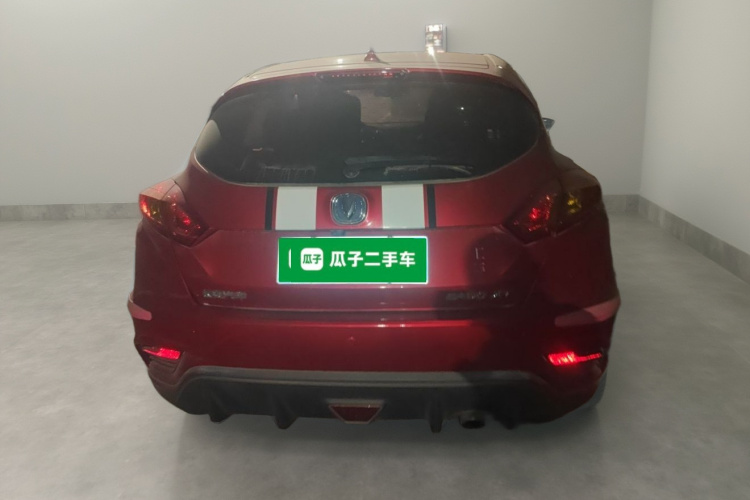 长安 逸动 2016款 XT 1.6L 自动俊酷型车身外观6