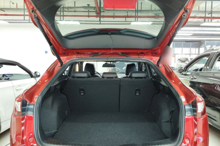 马自达CX-4 2016款 2.0L 自动两驱蓝天品位版机舱底盘23