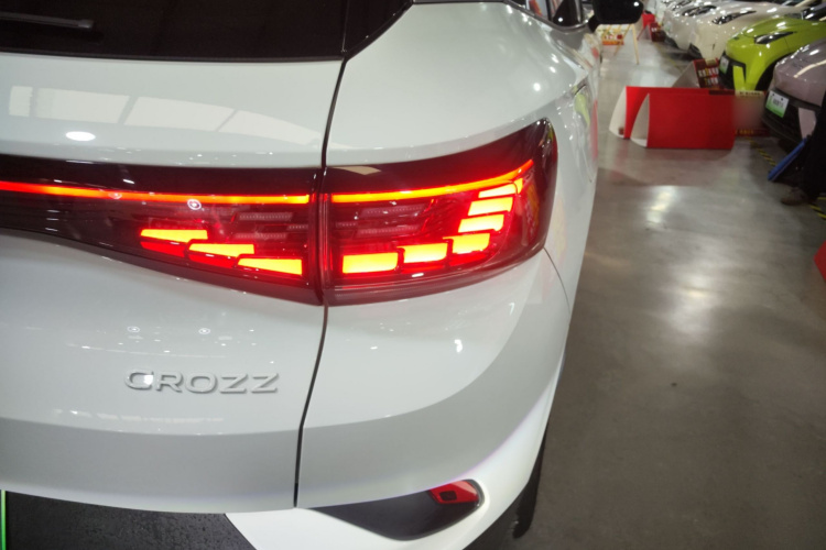 大众 ID.4 CROZZ 2022款 长续航PURE+版车身外观6006