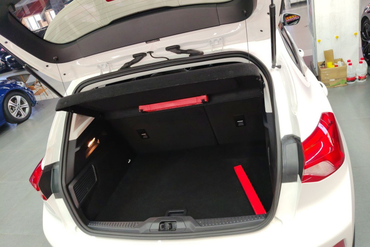 福特 福克斯 2021款 两厢 EcoBoost 180 自动锋潮型局部细节23