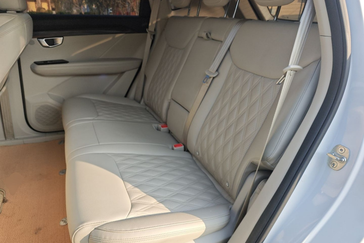 五菱汽车 五菱星辰 2021款 1.5T CVT星曜版中控内饰7004