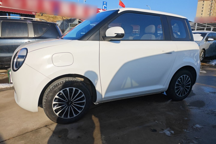 长安启源 长安Lumin 2024款 205km 橙风版车身外观4