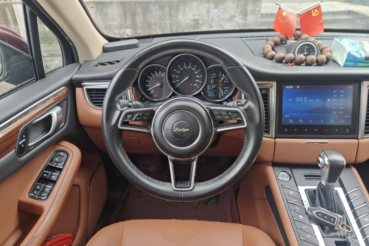 众泰SR9 2017款 2.0T 自动极致之梦版局部细节13