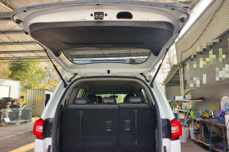 东风风行 风行SX6 2021款 1.6L 手动环球纪念版局部细节23