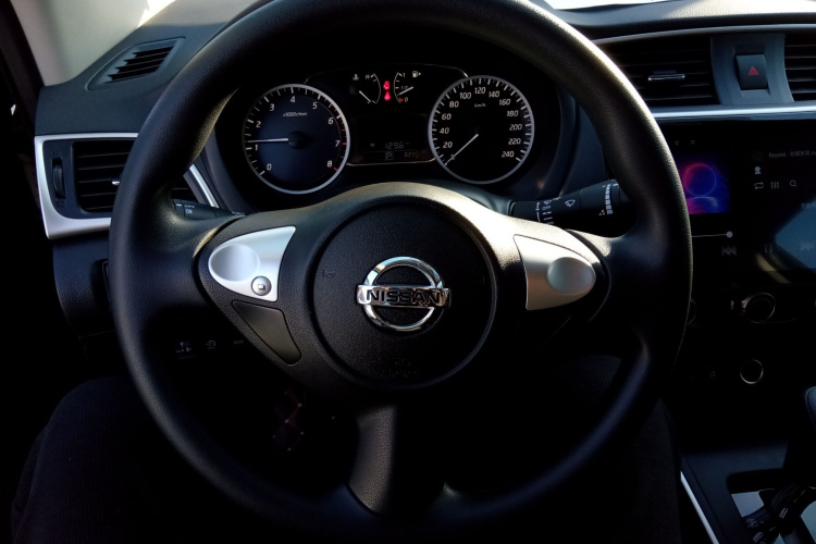 日产 轩逸 2024款 经典 1.6XE CVT舒适版局部细节13