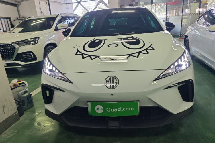 名爵 MG4 EV 2022款 425km 豪华版车身外观2